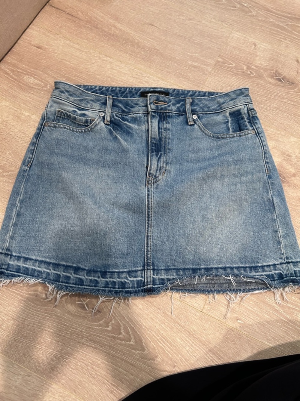 Banana Republic Light Blue Distressed Denim Mini Skirt size 6